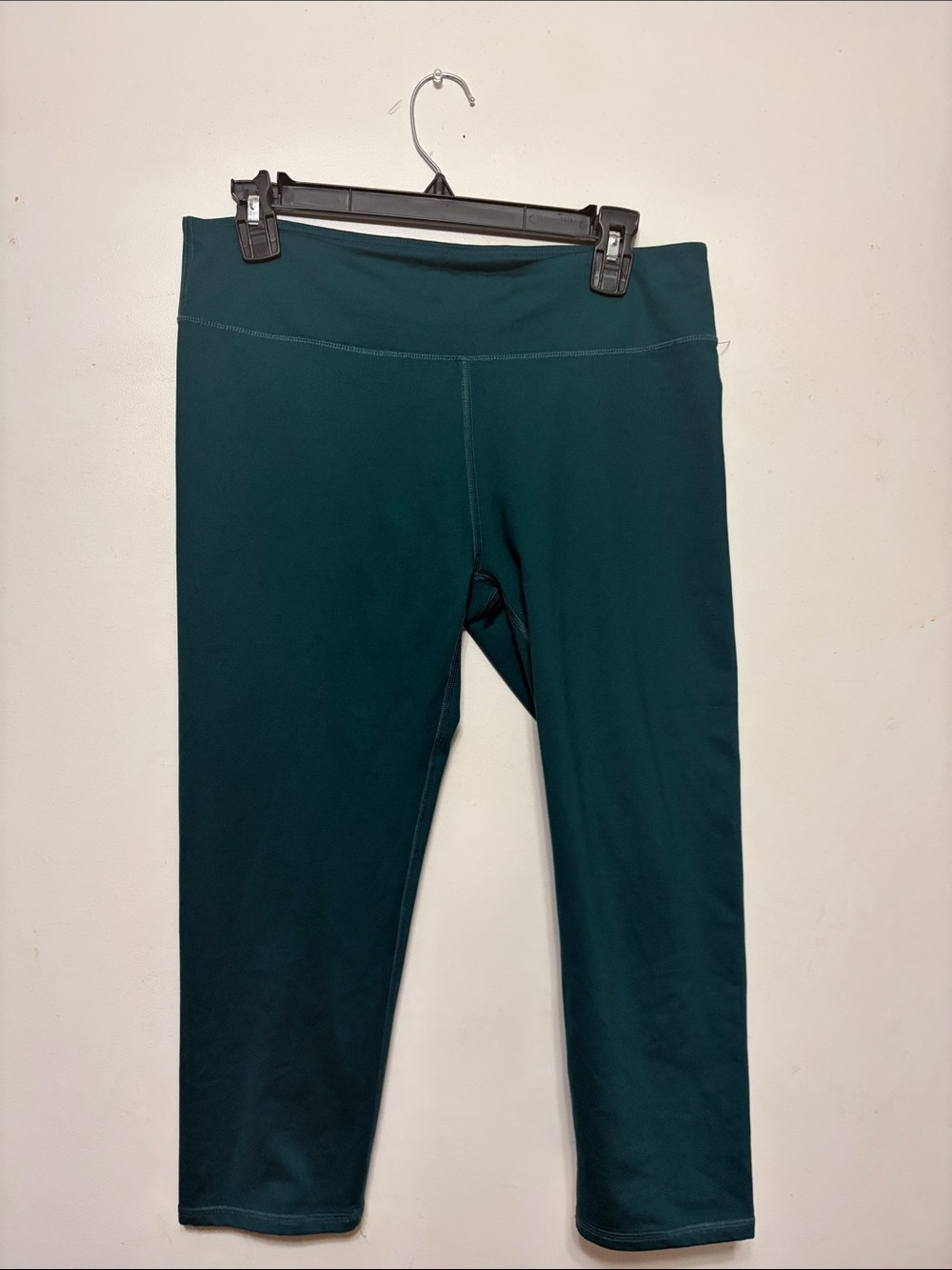 High-Rise Dark Teal Capri Leggings for Women
